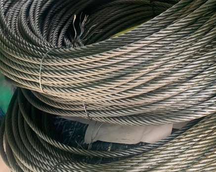 钢丝绳的组成部分（钢丝绳的绳芯是什么）